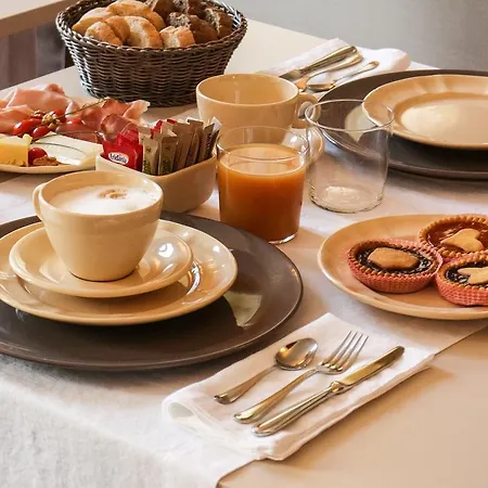 Nocleg ze śniadaniem Villa Chiara B&B 3*