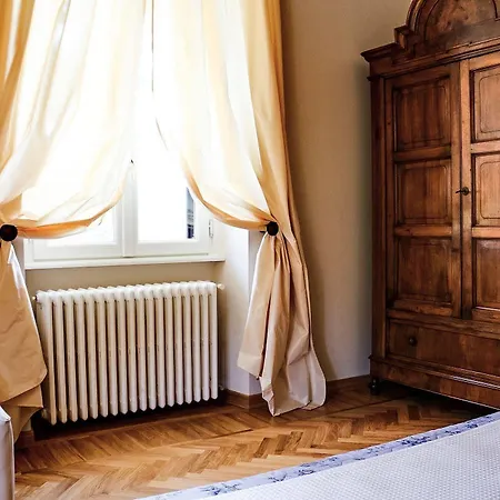 Villa Chiara B&B Nocleg ze śniadaniem 3*