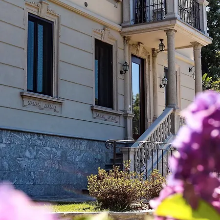 Villa Chiara B&B Nocleg ze śniadaniem Biandronno