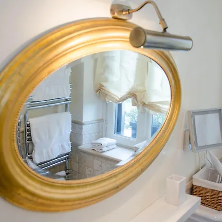 Villa Chiara B&B 3* Biandronno