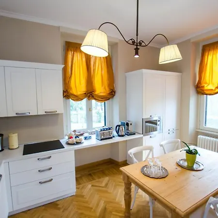 Nocleg ze śniadaniem Villa Chiara B&B Biandronno