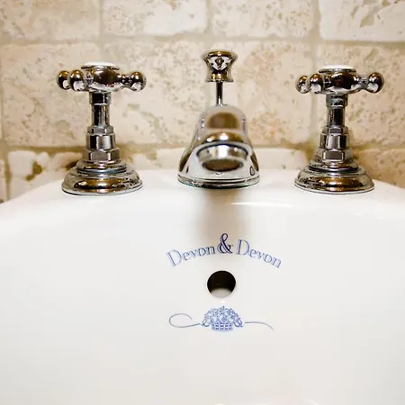 Villa Chiara B&B 3* Biandronno